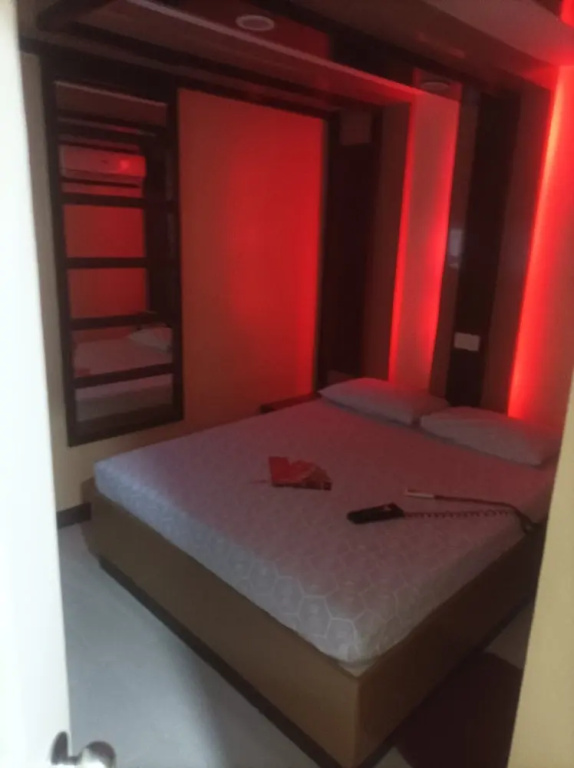 Hotel Sogo LRT Monumento Station - Chambres