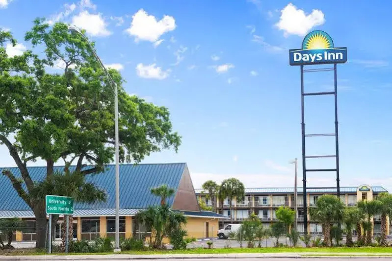 Days Inn North Tampa Near Busch Gardens