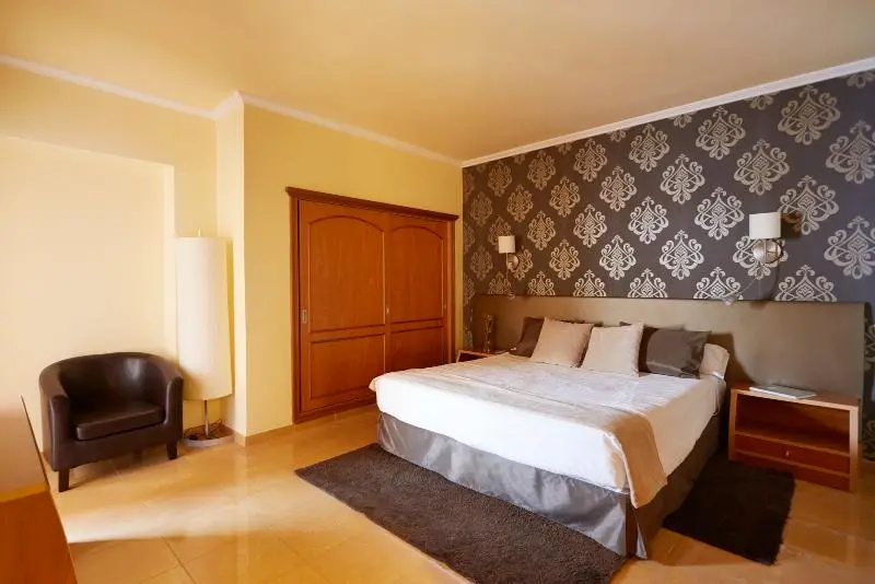 Invisa Hotel La Cala - Chambres