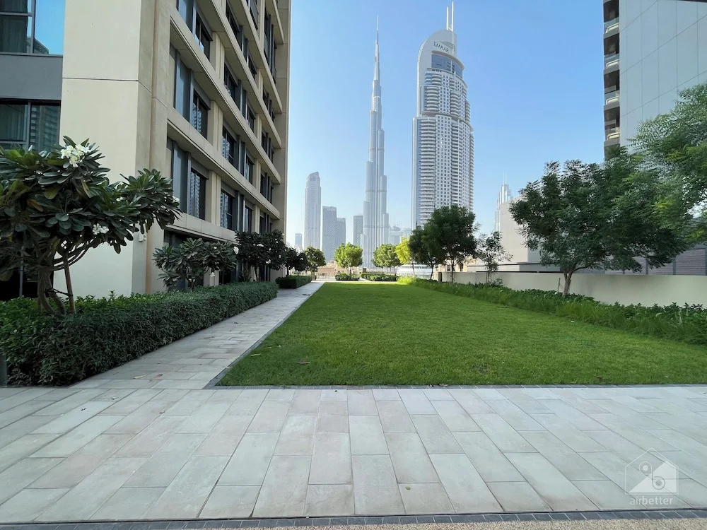 Luxury Burj Royale Burj Khalifa & Fountain view