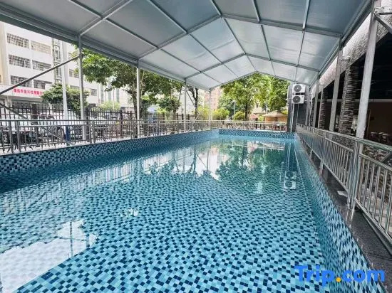 Elong Anyue Hotel (Shunying Times Square Qingcheng Station)