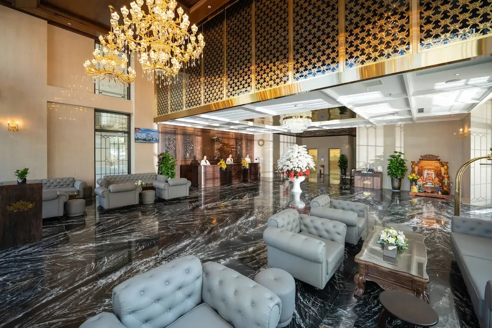 Golden Lotus Luxury Hotel Da Nang — фото