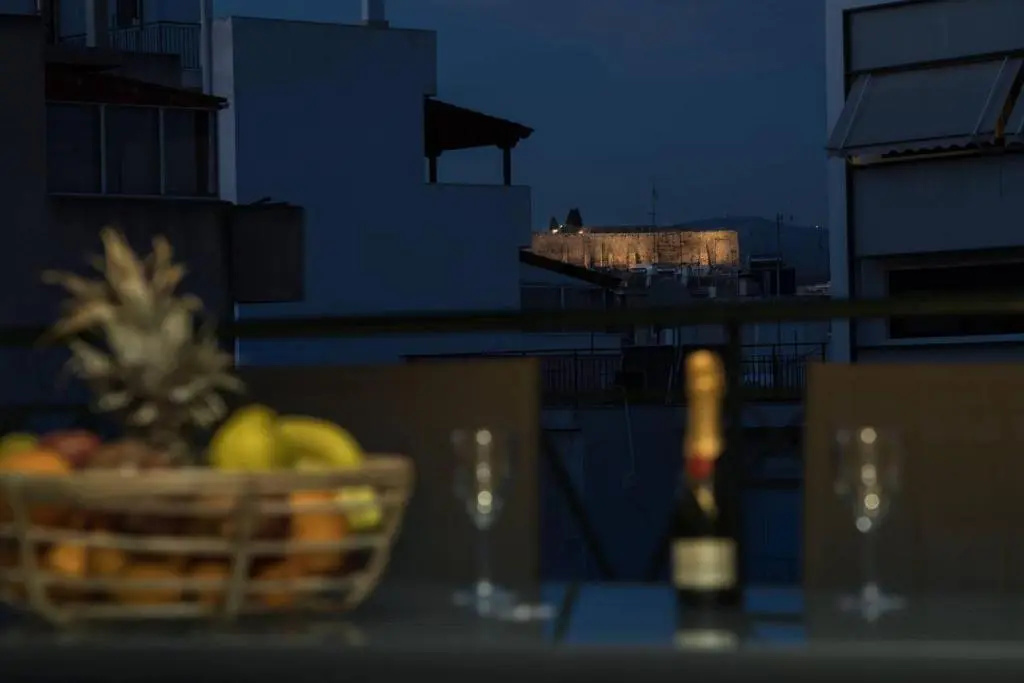 Penthouse with Acropolis view 8ppl, 140sqm