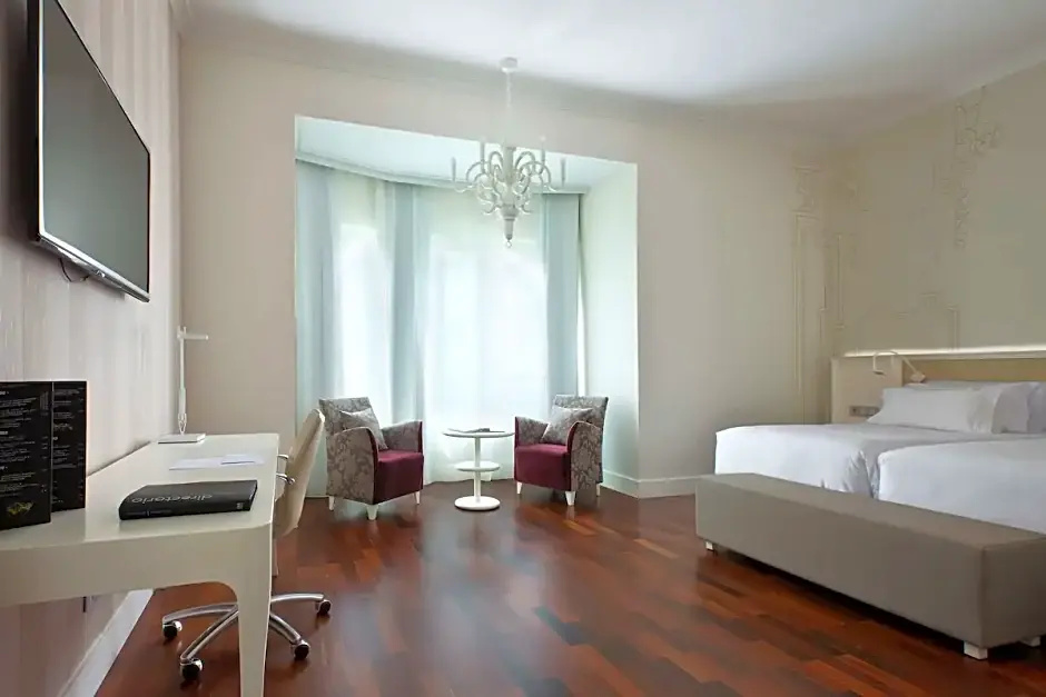 Premium Single room