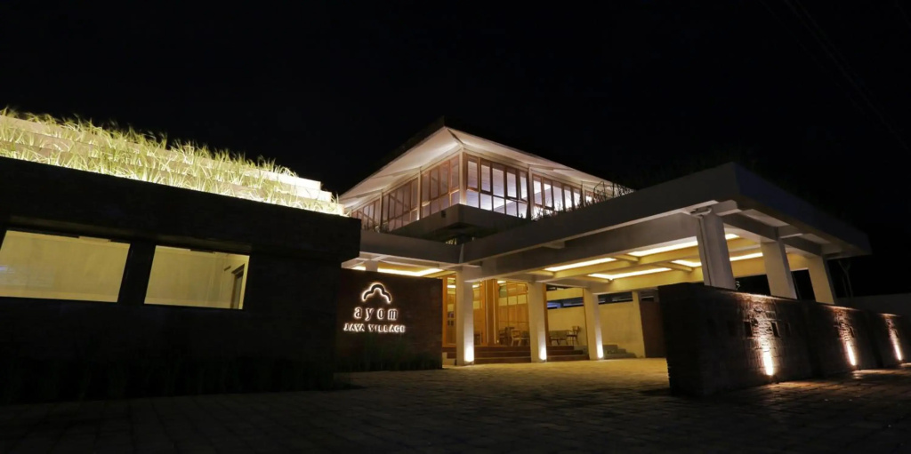 Ayom Java Village