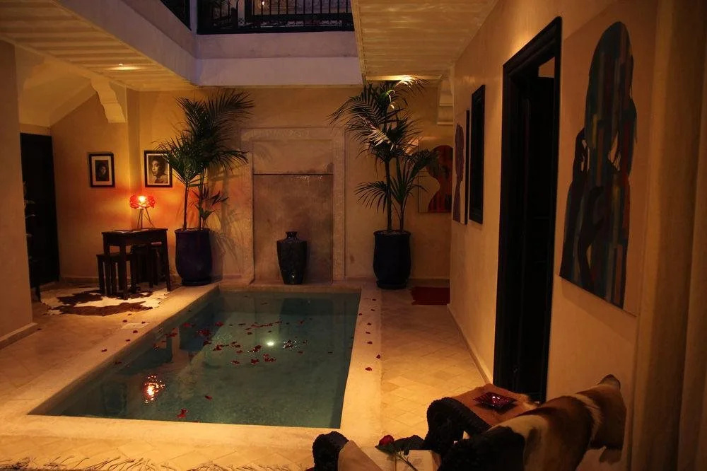 Lobby & Reception
