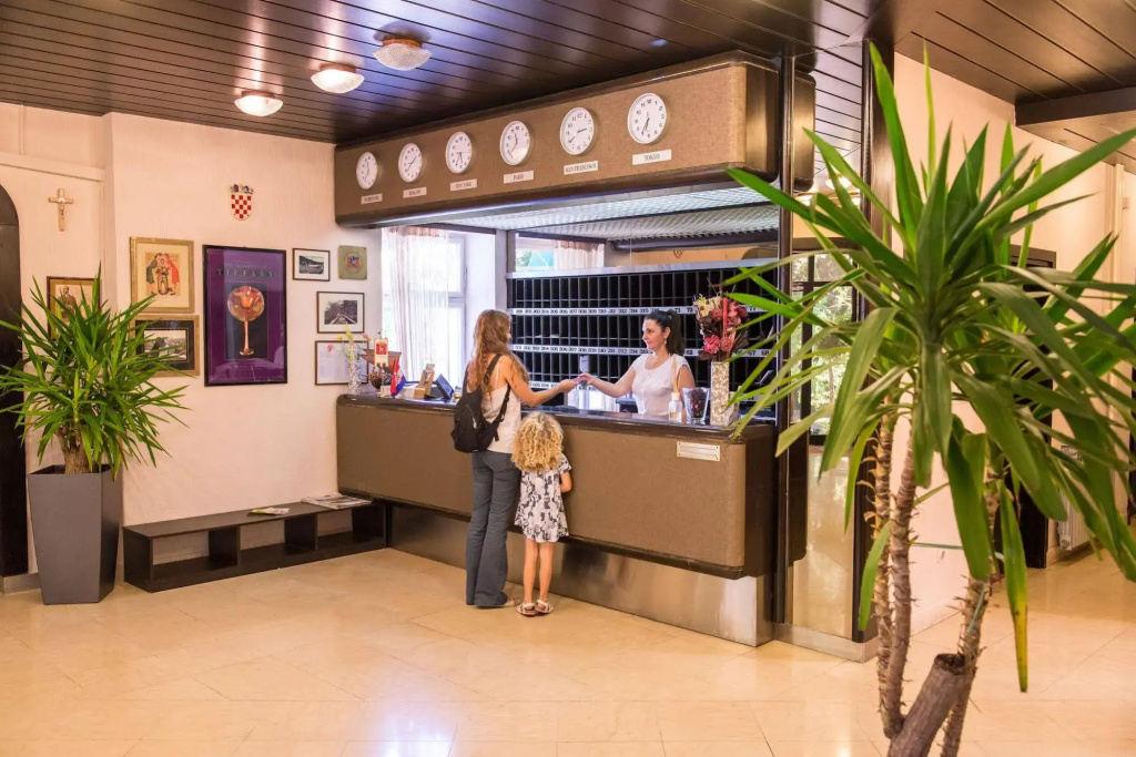 Hotel photo 11