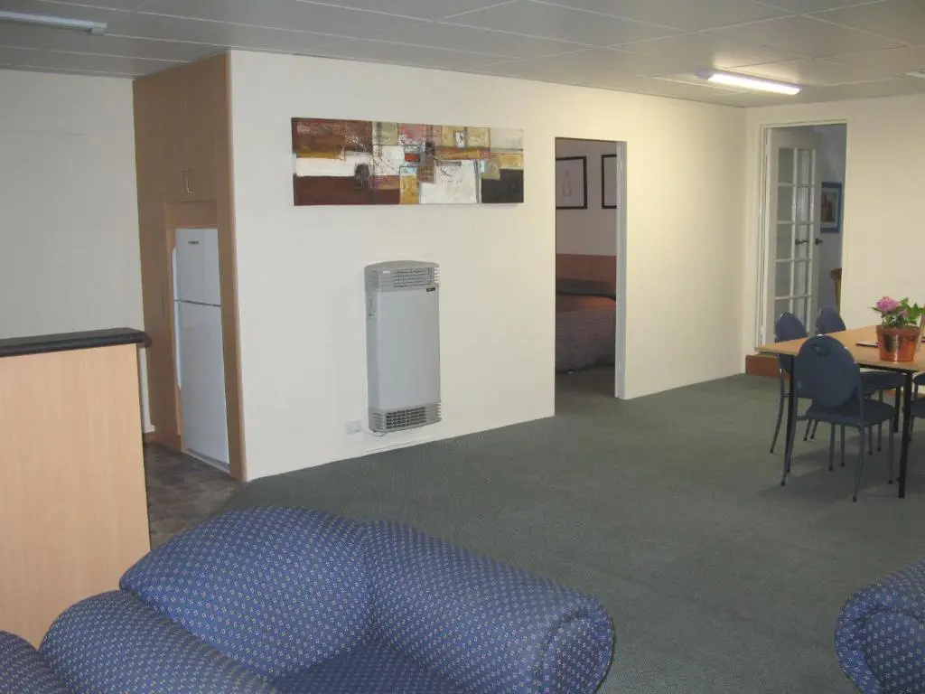 3 Bedrooms Executive Apartment