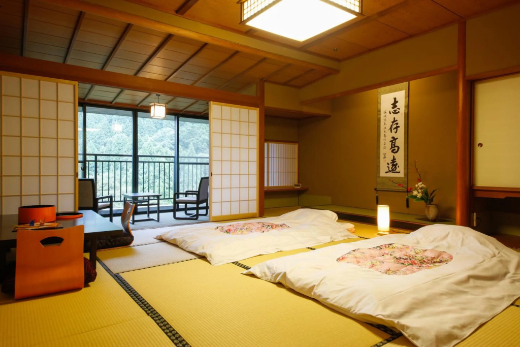 Yamanaka Spa Hanatsubaki