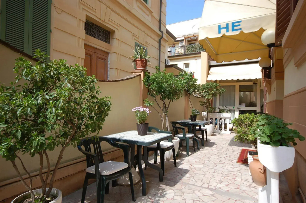 Hotel photo 13