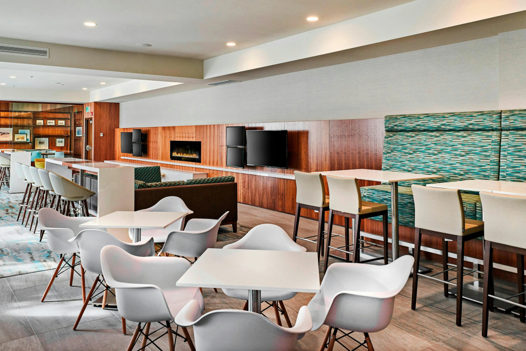 Delta Hotels by Marriott Dartmouth - Général