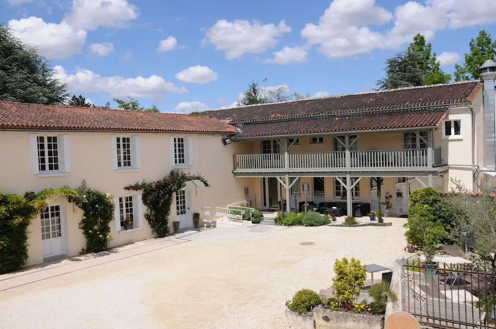 Hotel Restaurant L'Essille Logishotel Elegance