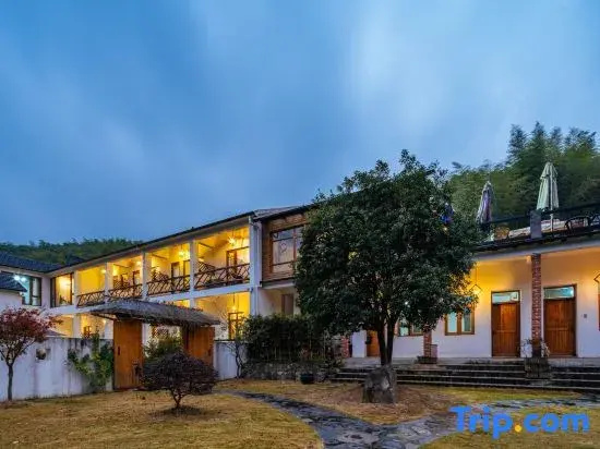 moyuanju Parent child group construction sightseeing hotel