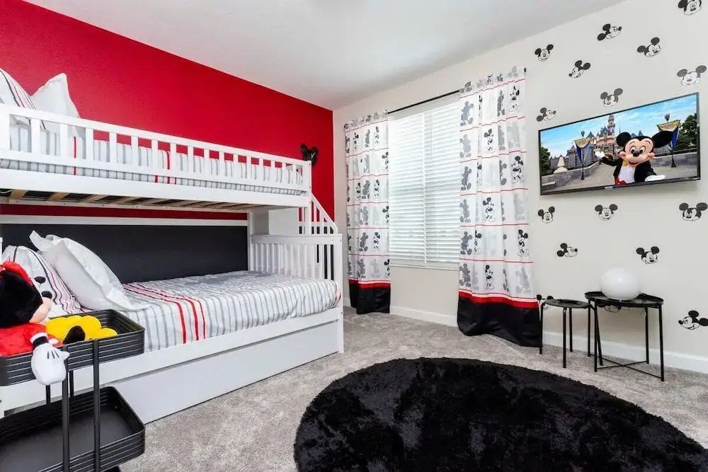 Gorgeous 5Bd Single Family w/ Pool @ Storey Lake 2767O