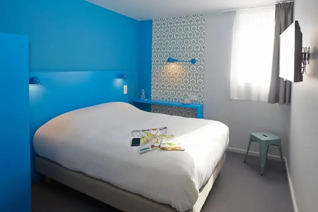 Standard Double room (full double bed)