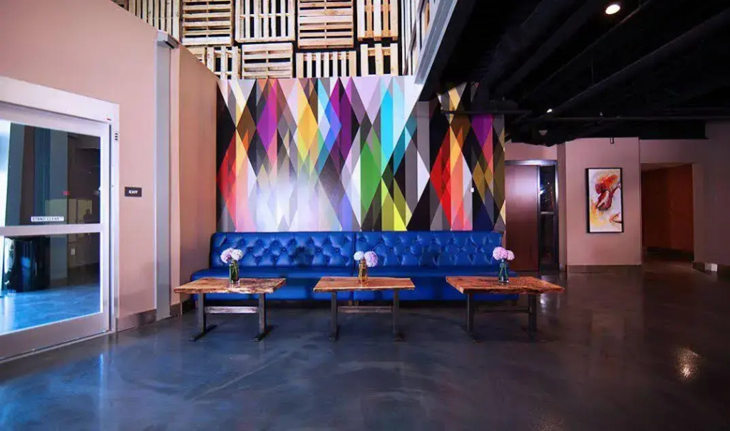 Warehouse Hotel - Général