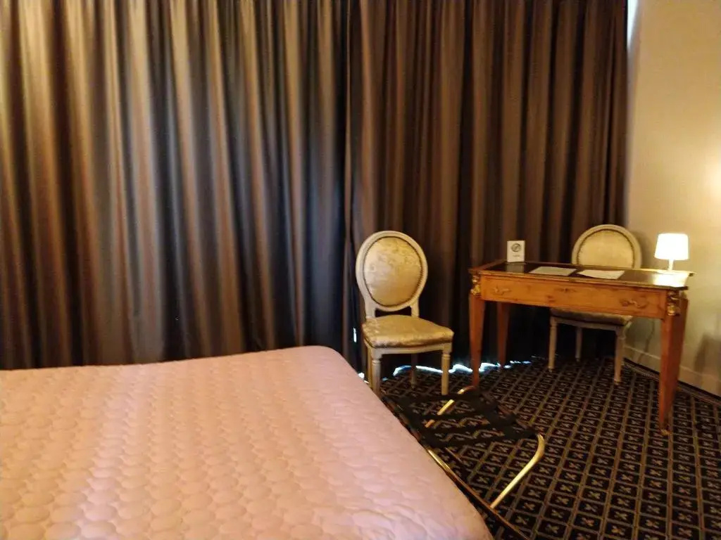 Standard Double room (full double bed)