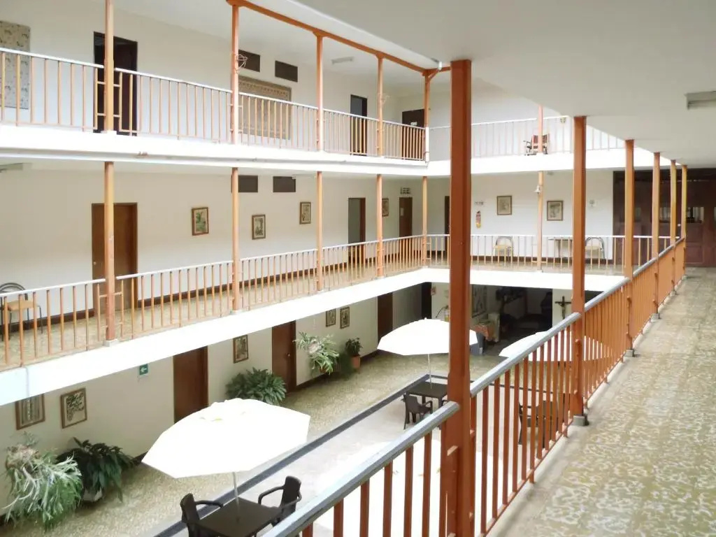 Hotel photo 1