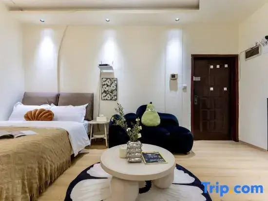 1 Bedroom Suite