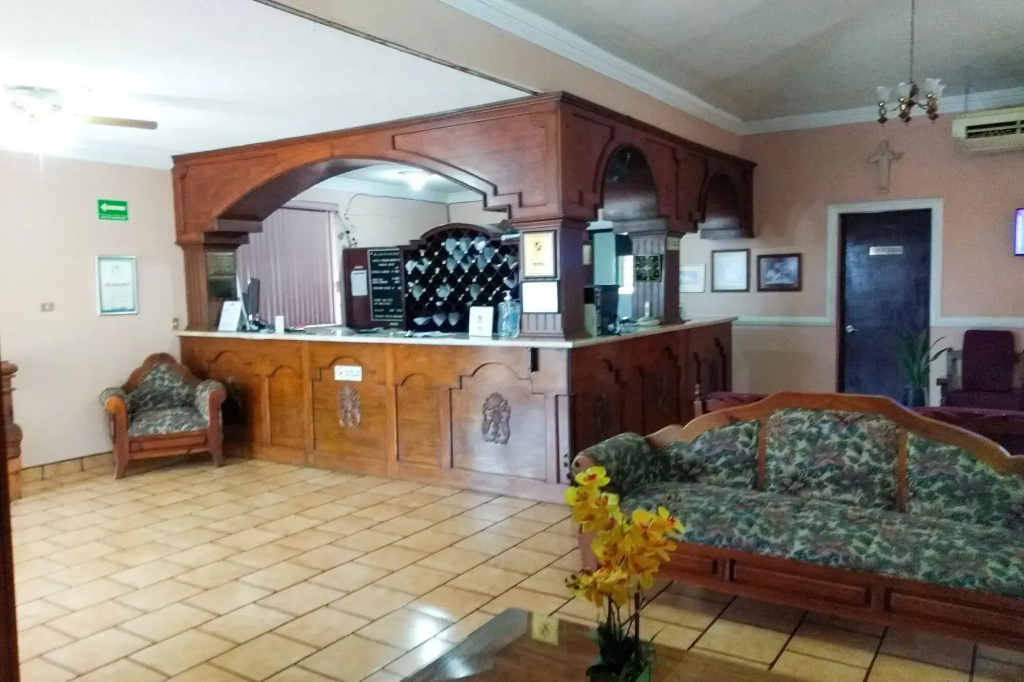 Hotel photo 2
