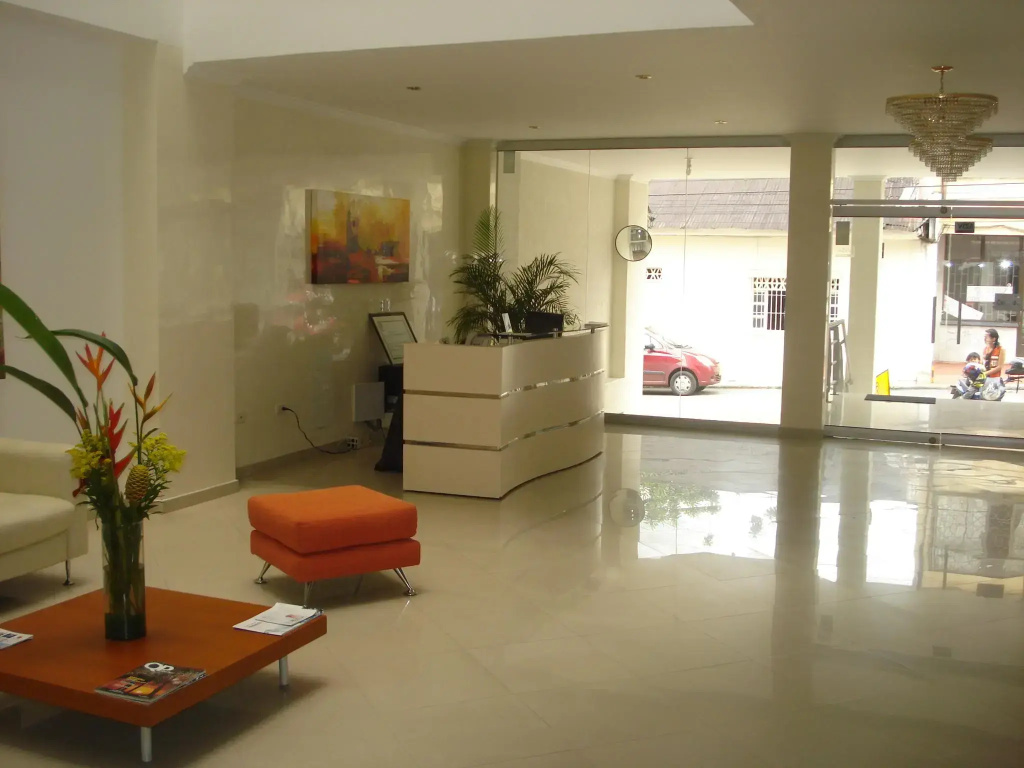 Hotel Puerta De Alcala - Général