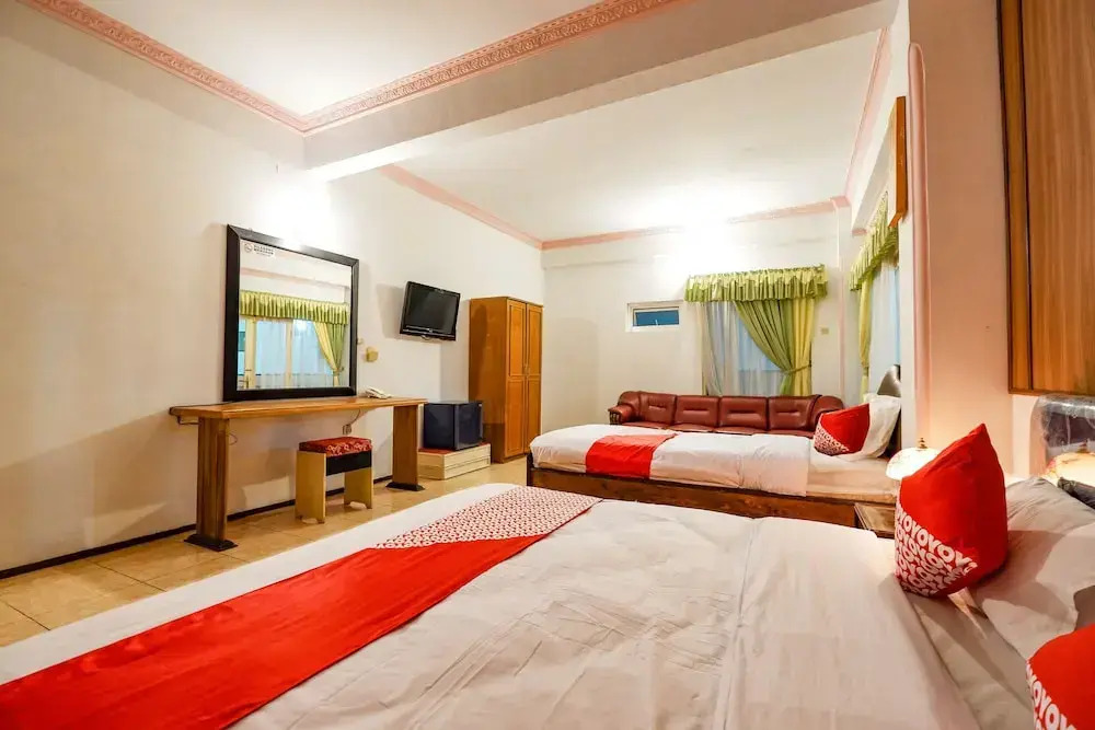 OYO 2855 Sartika Hotel Pati - фото 24