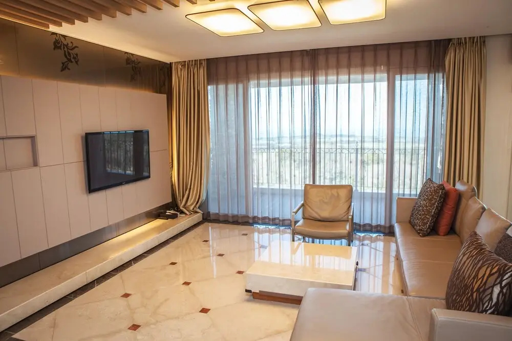 Lobby & Reception