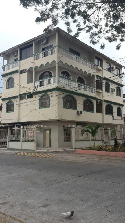 Del Sol Suites & Apartments