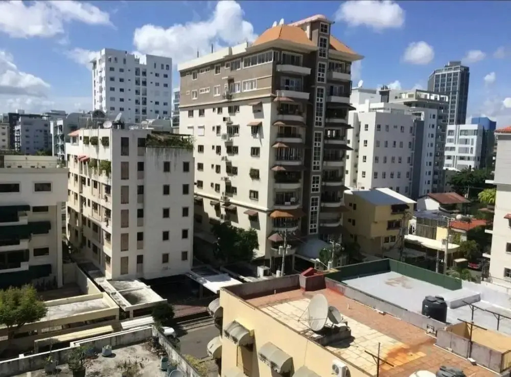 Penthouse in Evaristo Morales Sleeps 14
