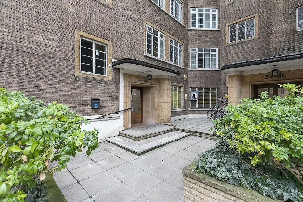 Swiss Cottage Boutique Apartment