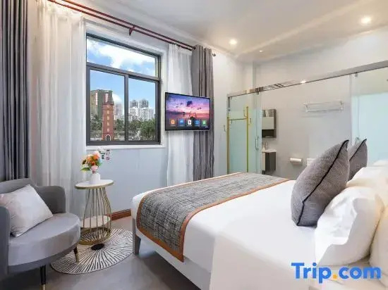 Standard Double room with view (full double bed)
