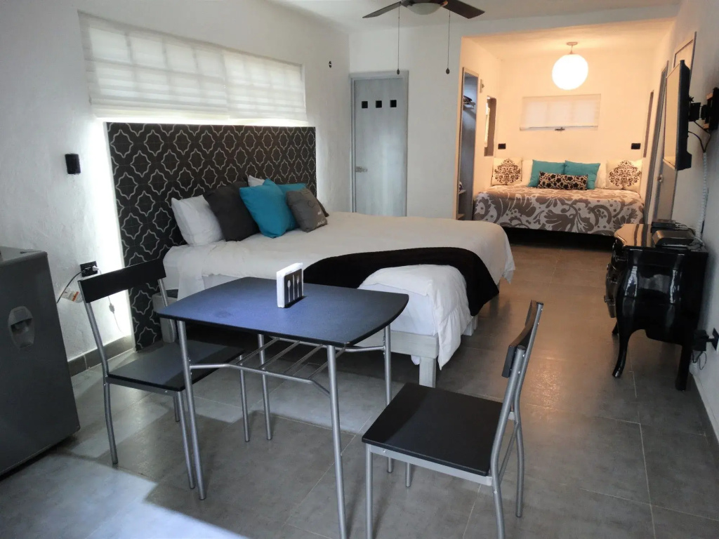 Hotel photo 2