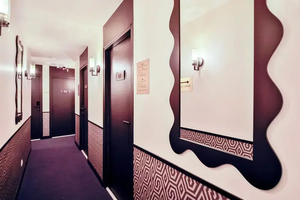 Hotel photo 12