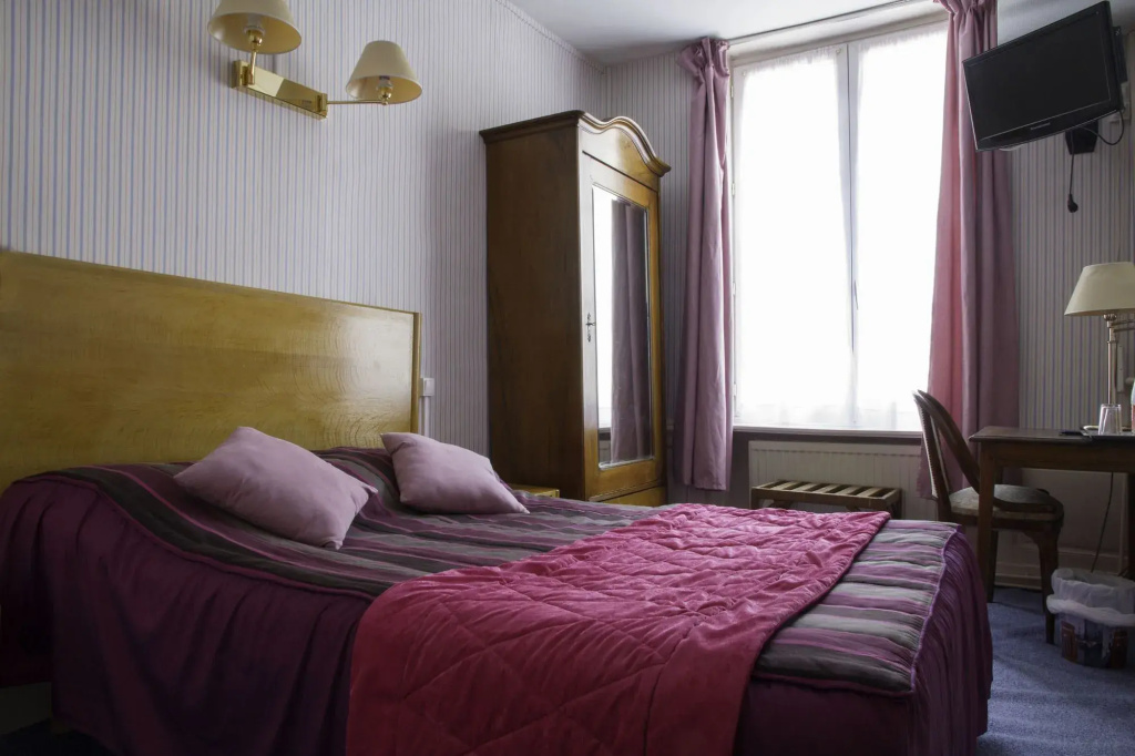 Afficher la photo 7 — Hotel de la Banniere de France