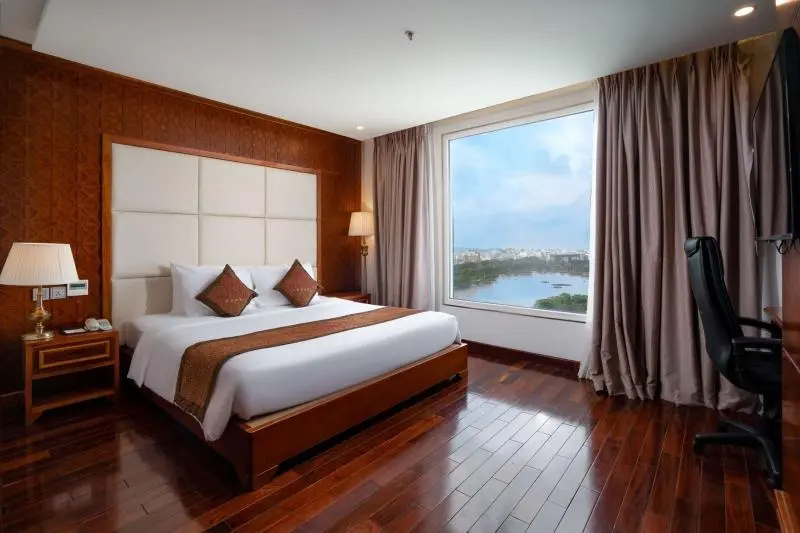 Deluxe Double room (full double bed)