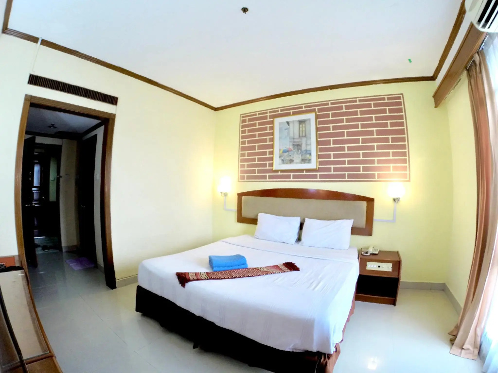 Superior Double room (full double bed)