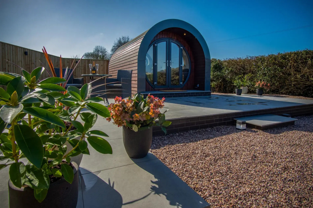 Bracken Burrows - 1 Bedroom Pod - New Hedges
