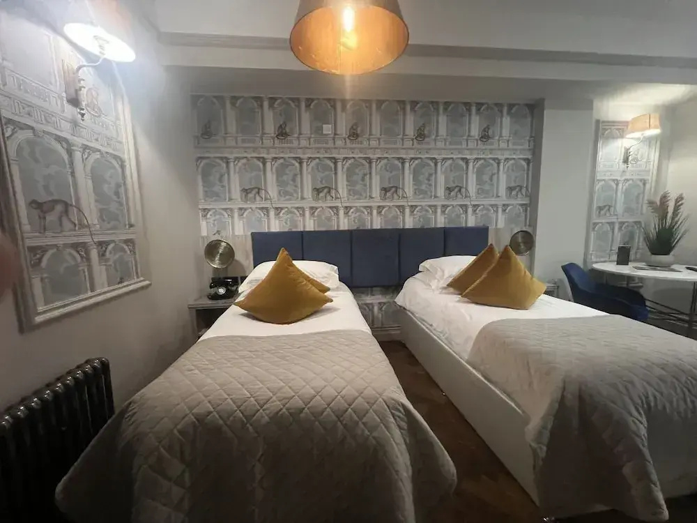 Luxury Double room with garden view (twin beds)