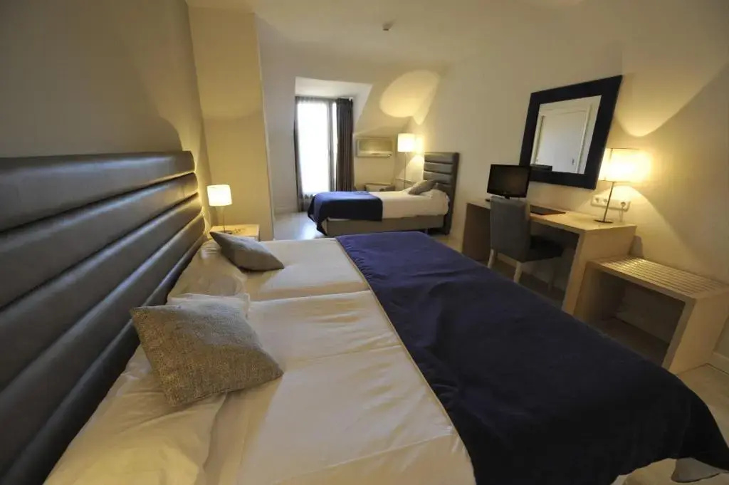 Hotel Puerta de Segovia - Chambres