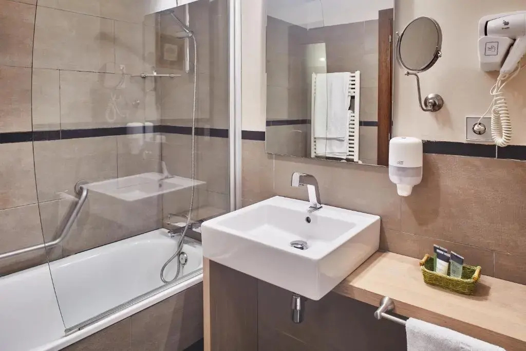 Hotel Silken Ordesa - Chambres