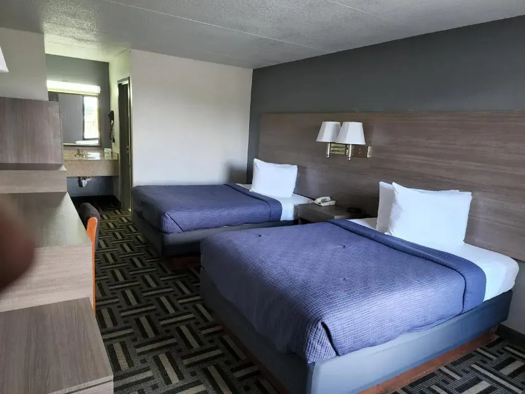 Deluxe Double Basement room (full double bed)