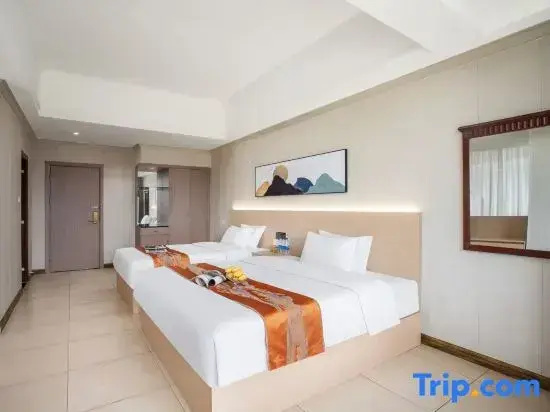 Standard Family room with river view