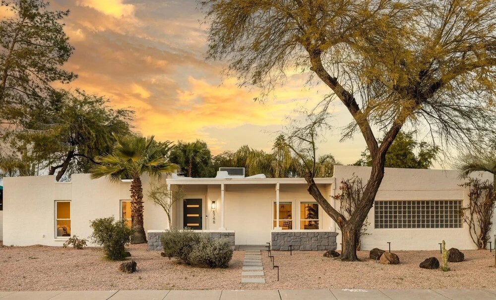 Scottsdale Dreyfus 5 Bedroom Home by RedAwning