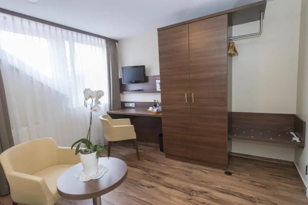 Comfort room