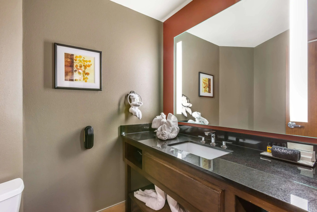 Best Western Premier Ivy Inn & Suites — фото 4