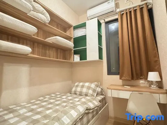 Comfy 2Br skyhouse Bsd near aeon
