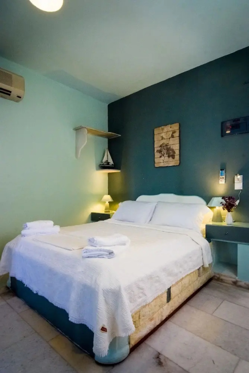 Economy Basement Studio with sea view