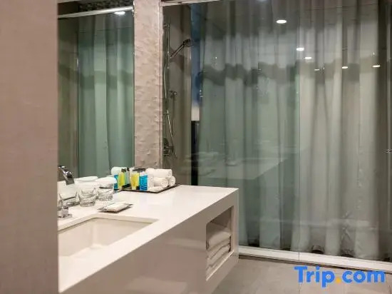 Четырёхместный люкс Presidential в Hotel Bonaventure Montreal