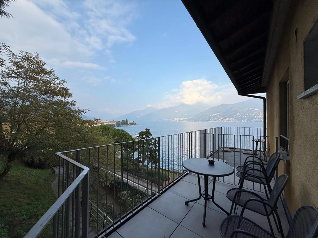 Lake Como Hostel