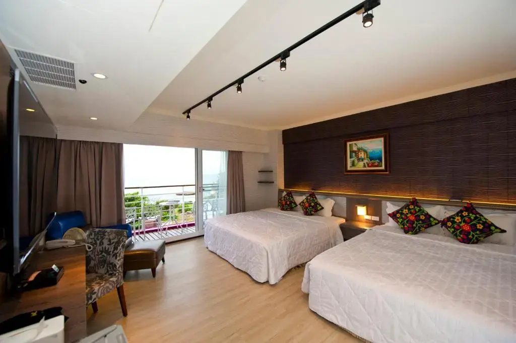 Standard Quadruple room with sea view